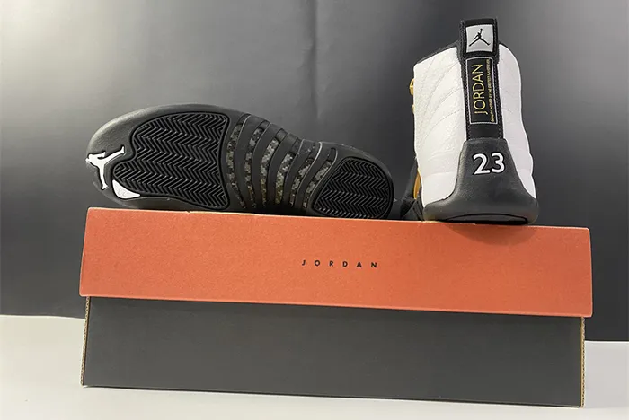 Air Jordan 12 Retro Royalty CT8013-170