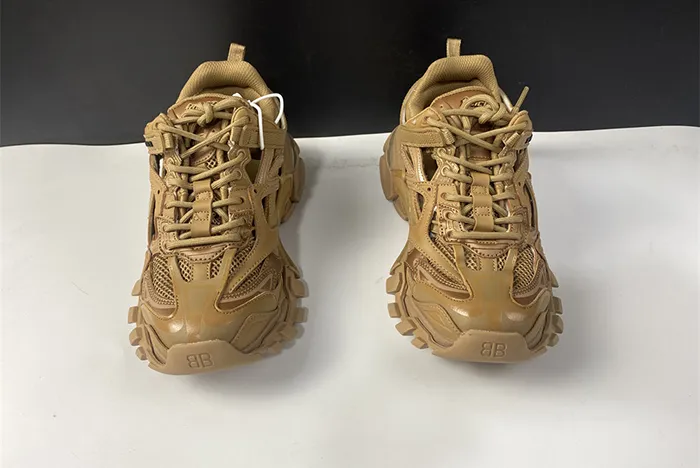 Ba*len*cia*ga track 568615 w3ag1 2706