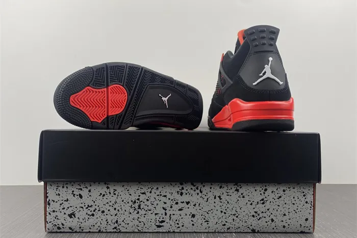 Air Jordan 4 Red Thunder CT8527-016
