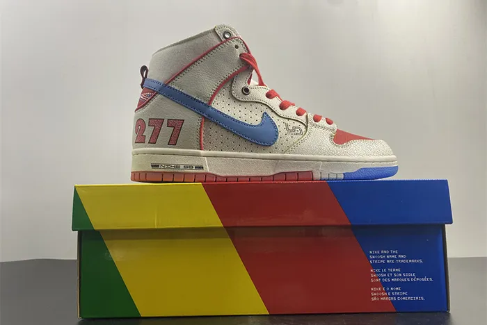 Ishod Wair x Magnus Walker x Nike SB Dunk High DH7683-100