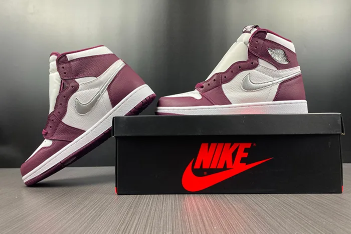 AIR JORDAN 1 RETRO HIGH OG BORDEAUX 555088-611