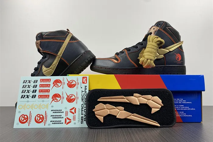 Nike SB Dunk High RX-0Unicorn Gundam 02 Banshee DH7717-400