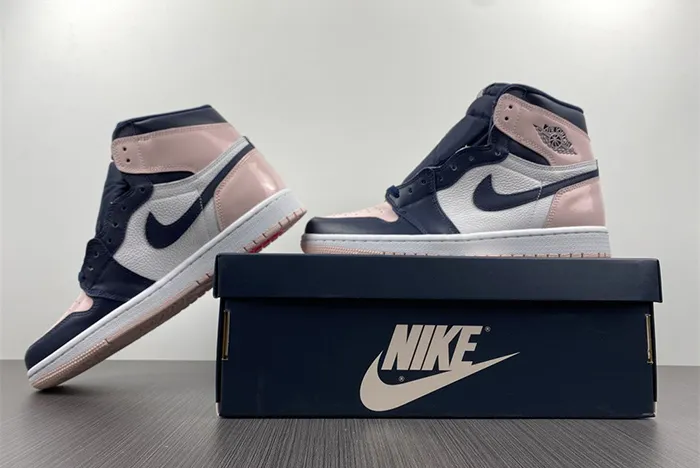 Air Jordan 1 High OG Atmosphere  DD9335-641