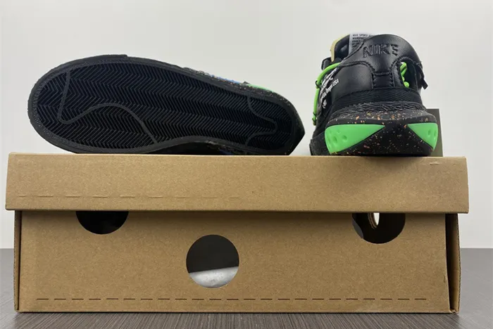 Off-White x Nike Blazer Low Black Green DH7863-001