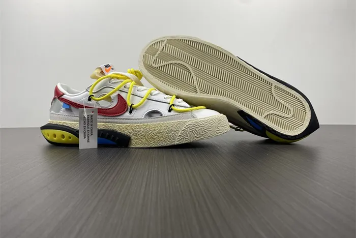 Off White x Nike Blazer Low White University Red DH7863-100