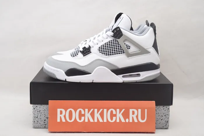 1 Air Jordan 4 Retro Light Smoke Grey CT8527 021