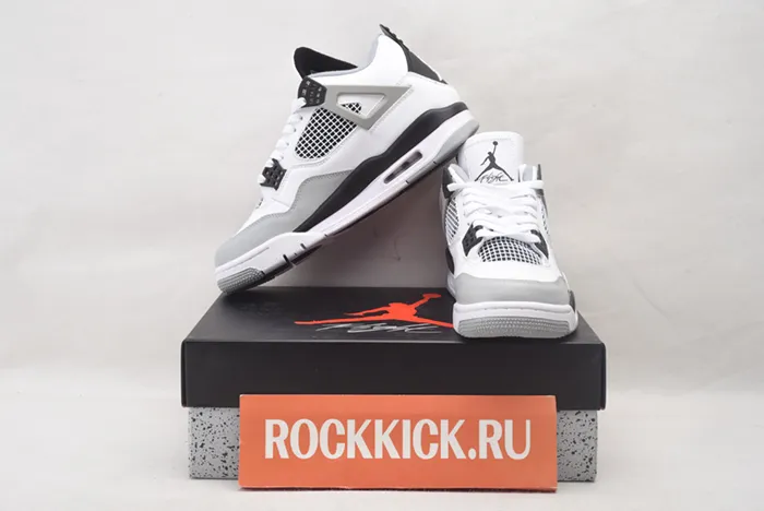 1 Air Jordan 4 Retro Light Smoke Grey CT8527 021