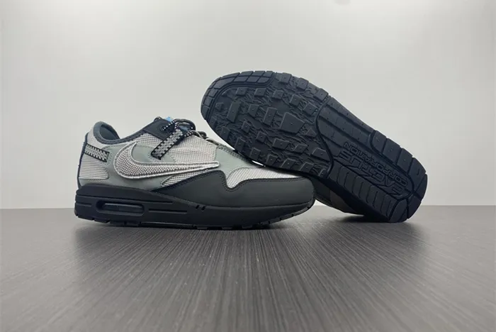 Travis Scott Nike Air Max 1 Wolf Grey Silver Black DO9392-001