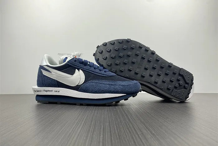 SACAI NIKE FRAGMENT DH2684 400