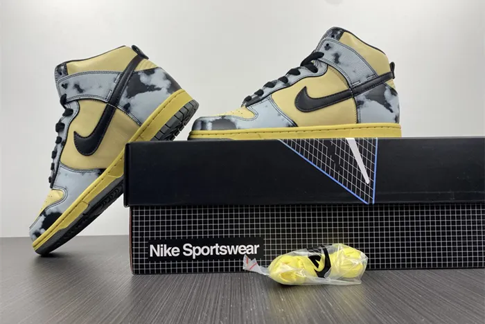 NIKE DUNK HIGH BLACK ACID WASH DD9404-700