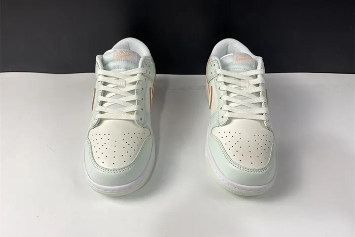 Nike Dunk Low Barely Green DD1503-104