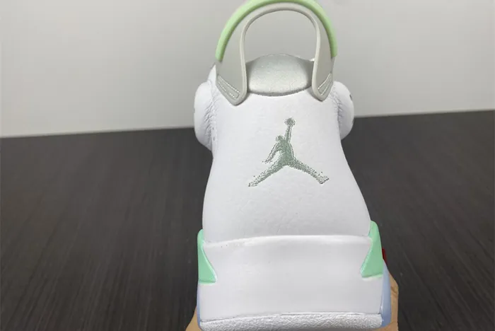 Air Jordan 6 Mint Foam DQ4914-103 2022
