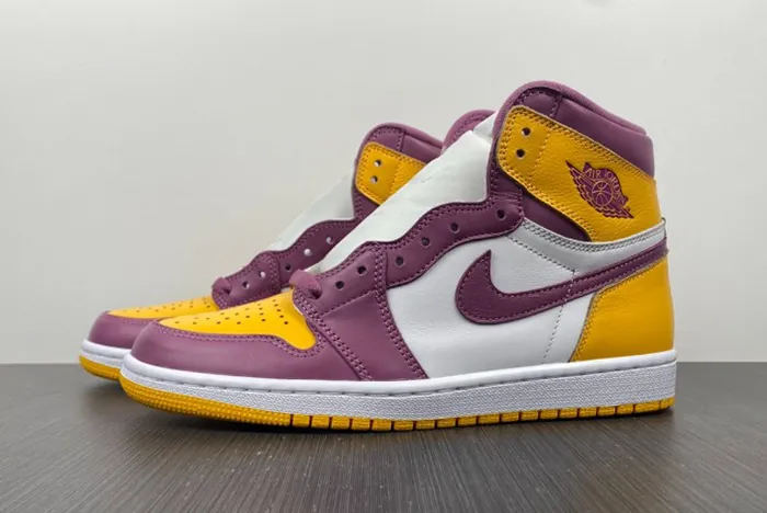 Air Jordan 1 High OG Brotherhood University Gold 555088-706