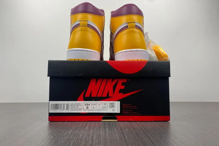 Air Jordan 1 High OG Brotherhood University Gold 555088-706