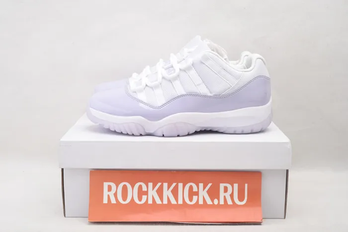 Air Jordan 11 Low Pure Violet AH7860-101