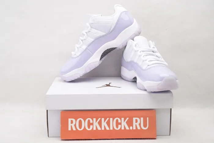 Air Jordan 11 Low Pure Violet AH7860-101