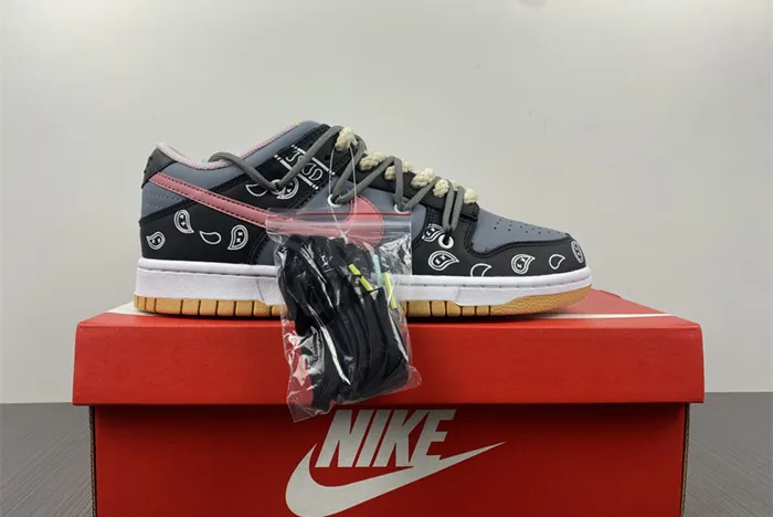 Nike Dunk Low SE Free 99 DH0952-001