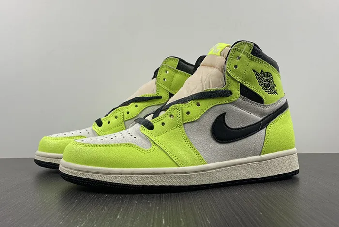 Air Jordan 1 High OG Volt Black Sail 555088-702