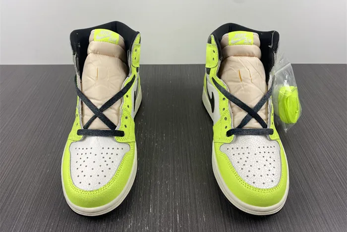 Air Jordan 1 High OG Volt Black Sail 555088-702