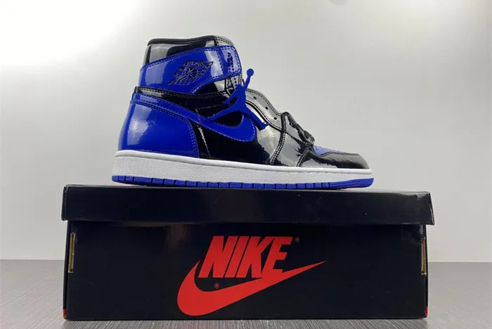 Air Jordan 1 Retro High OG Dark Marina Blue/Black-White 555088-404