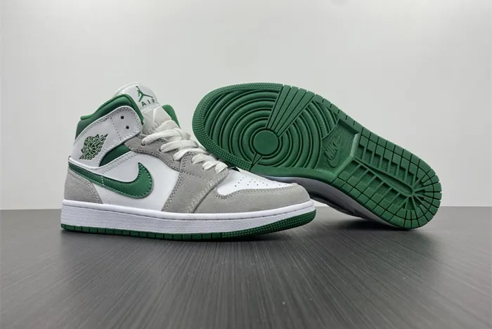 jordan 1 mid se "grey pine green" is S*per clean dc7294-103