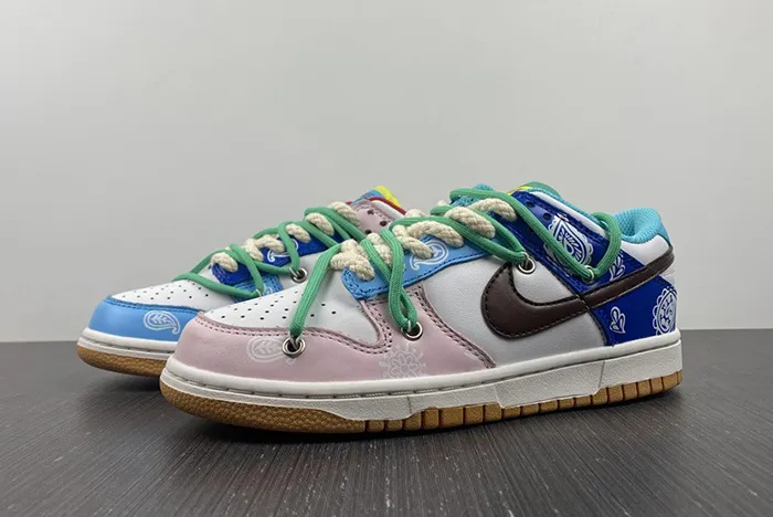 Nike Dunk Low SE FREE.99 CT2496-100