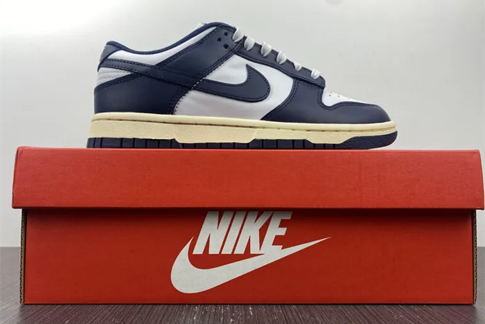WMNS DUNK LOW VINTAGE NAVY DD1503-115