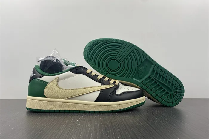 ravis Scott x Air Jordan 1 Retro Low Green Black White DM7866-128