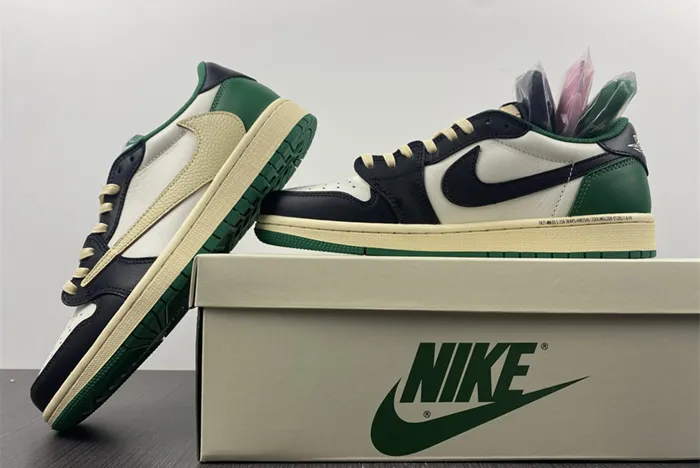 ravis Scott x Air Jordan 1 Retro Low Green Black White DM7866-128