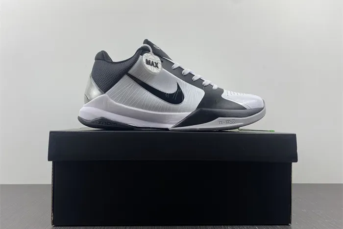 Zoom Kobe 5 Black White 407710-100