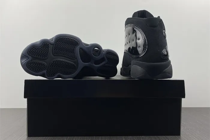 Air Jordan 13 Cap and Gown Black 414571 012