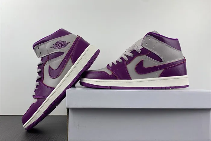 Air Jordan 1 Mid Magenta Light Grey White BQ6472 501