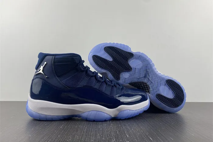 Air Jordan 11 378037-441
