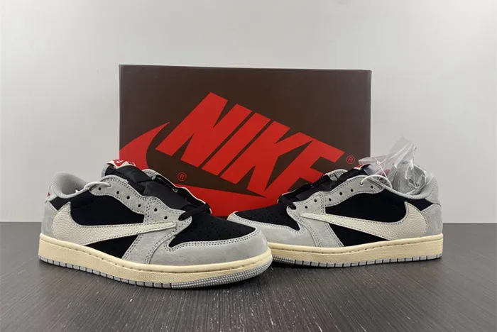 Travis Scott x Air Jordan 1 Low AJ1 DM7866-010