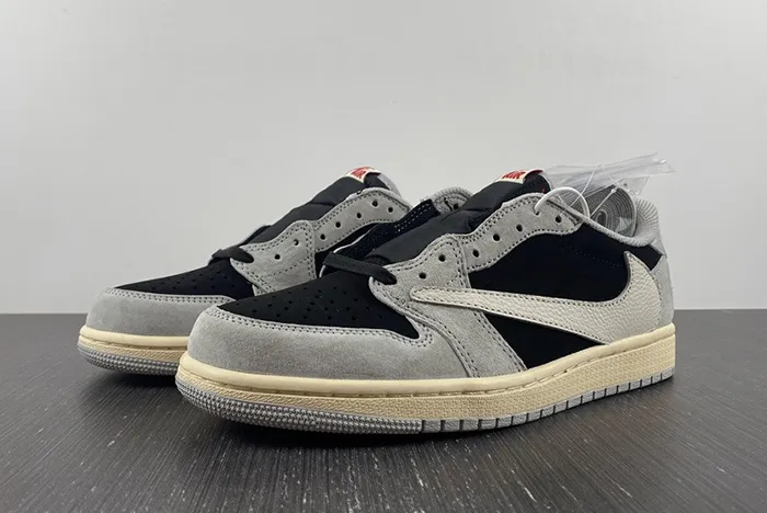 Travis Scott x Air Jordan 1 Low AJ1 DM7866-010