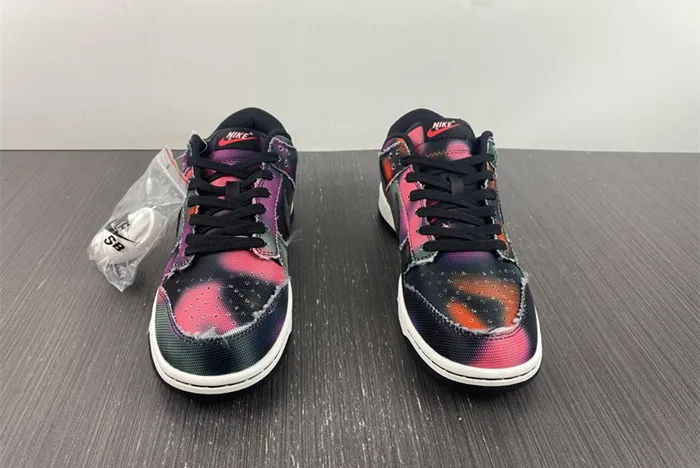 NIKE DUNK LOW GRAFFITI PINK DM0108 002