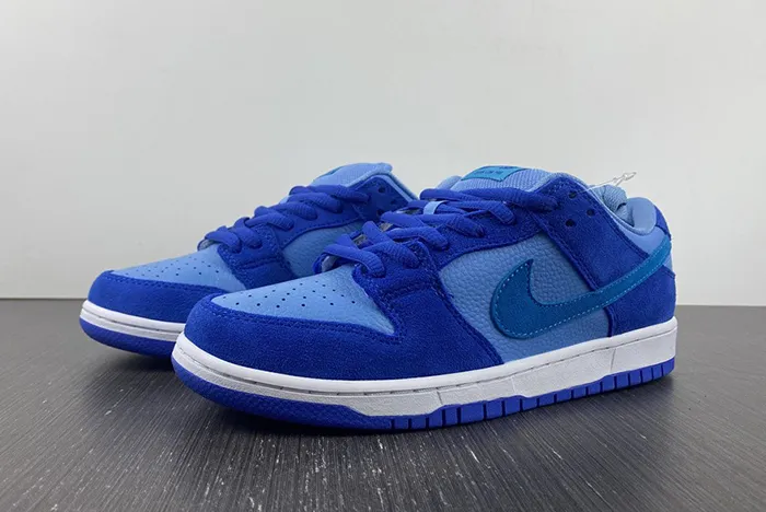 Nike SB Dunk Low Blue Raspberry DM0807 400