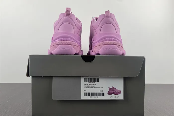 Ba*len*cia*ga triples 524039 w1fc3 9023