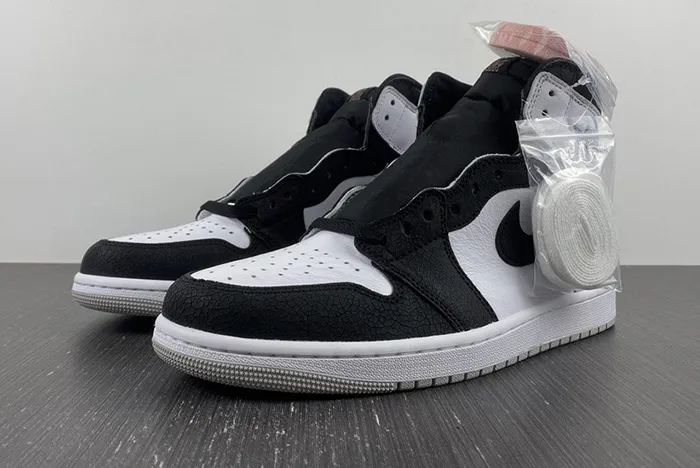 Air Jordan 1 Retro High OG Stage Haze 555088-108