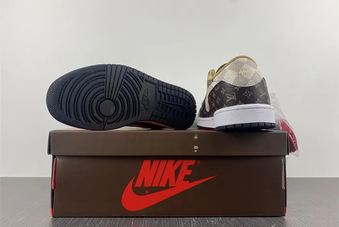 Travis Scott x Nike Air Jordan 1 Low OG LV Monogram Brown Damier Azur DM7866 -216