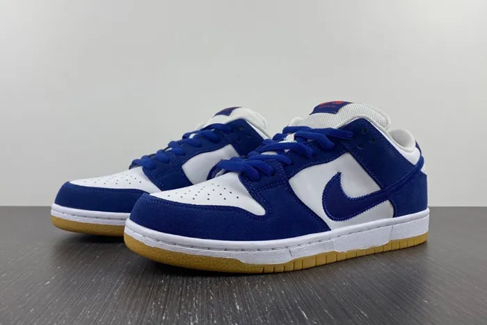 Nike SB Dunk Low Dodgers DO9395-400