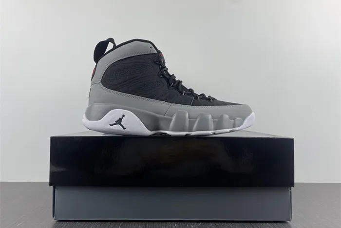 Jordan 9 RetroParticle Grey CT8019-060