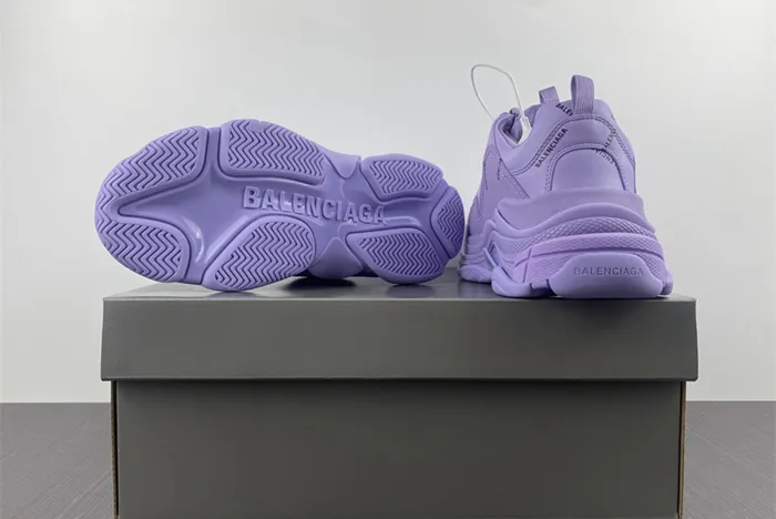 Ba*len*cia*ga triple white black purple