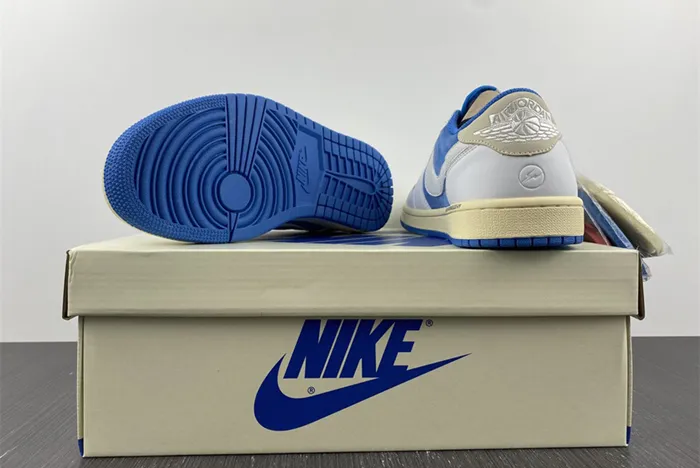 Travis Scott x Fragment x Air Jordan 1 Low CQ4277-212