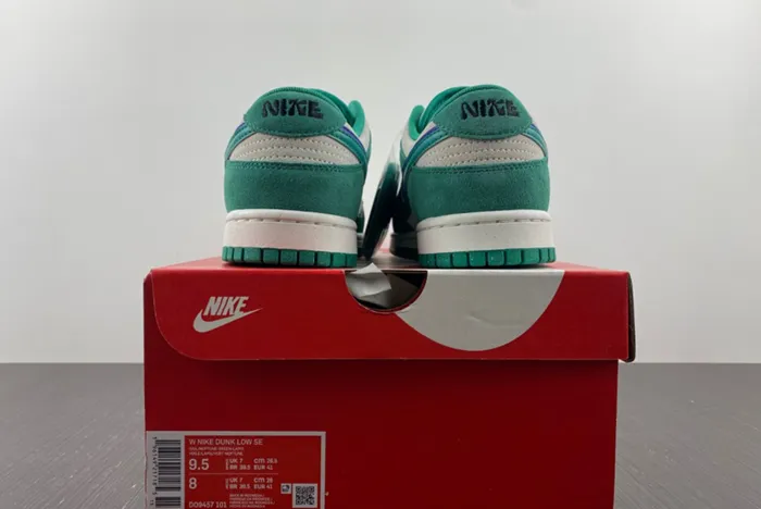 Nike Dunk Low SE 85 Sail Neptune Green DO9457 101