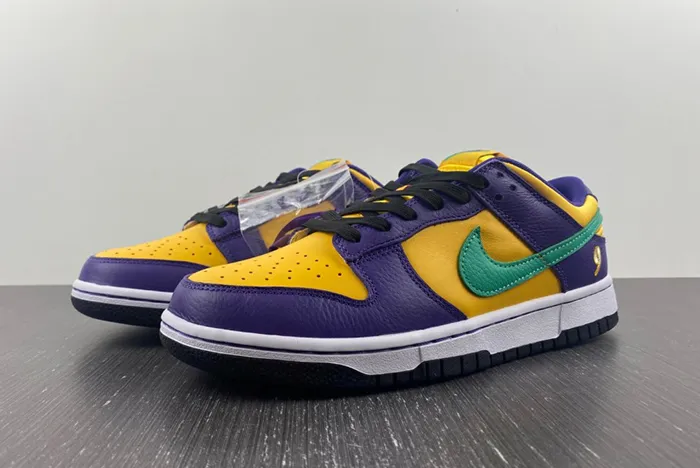 Nike Dunk Low