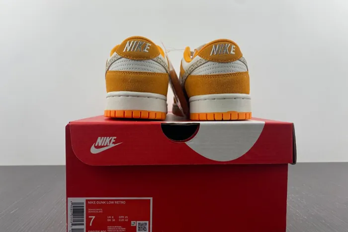 Nike Dunk Low “Safari Swoosh” DR0156-800
