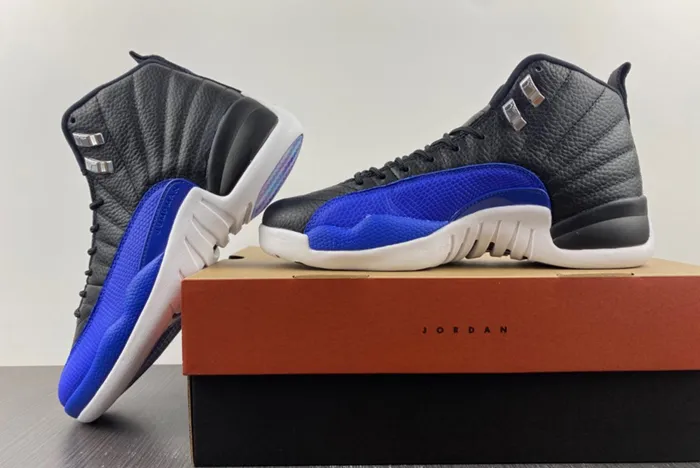 Air Jordan 12 WMNS Hyper Royal AO6068-004