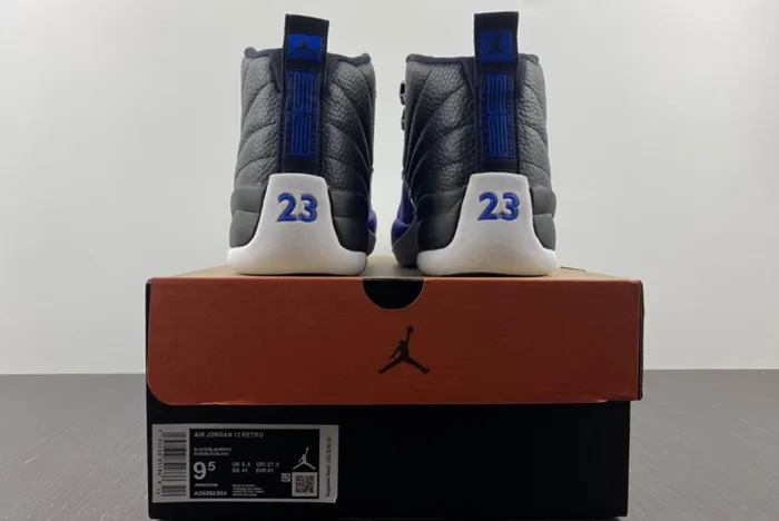 Air Jordan 12 WMNS Hyper Royal AO6068-004