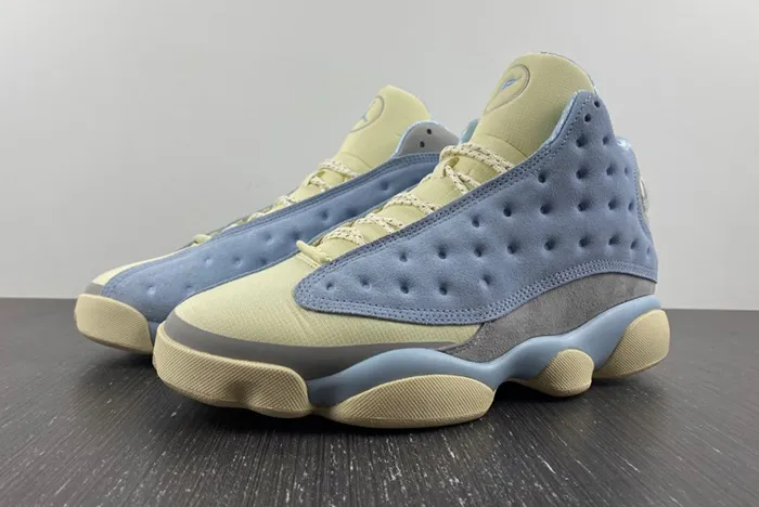 Air Jordan 13 SOLEFLY DX5763-100